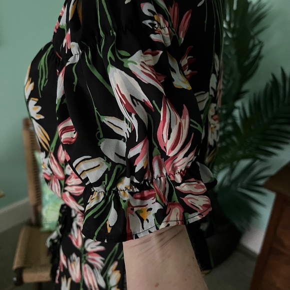LIKELY Archer Floral Wrap Top XS - Picture 9 of 16
